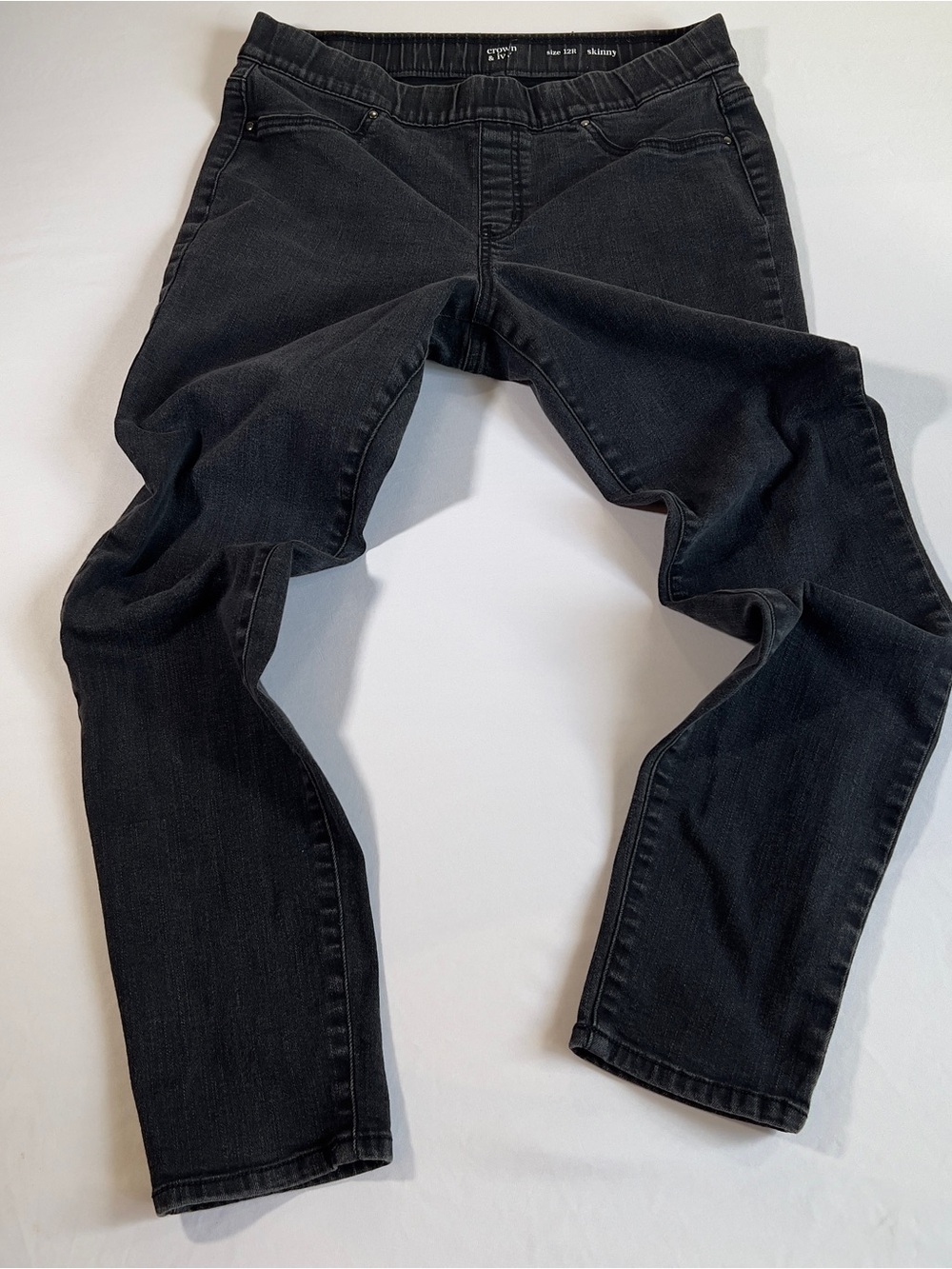 crown & ivy Black Skinny Jeans - Sleek Slim Fit